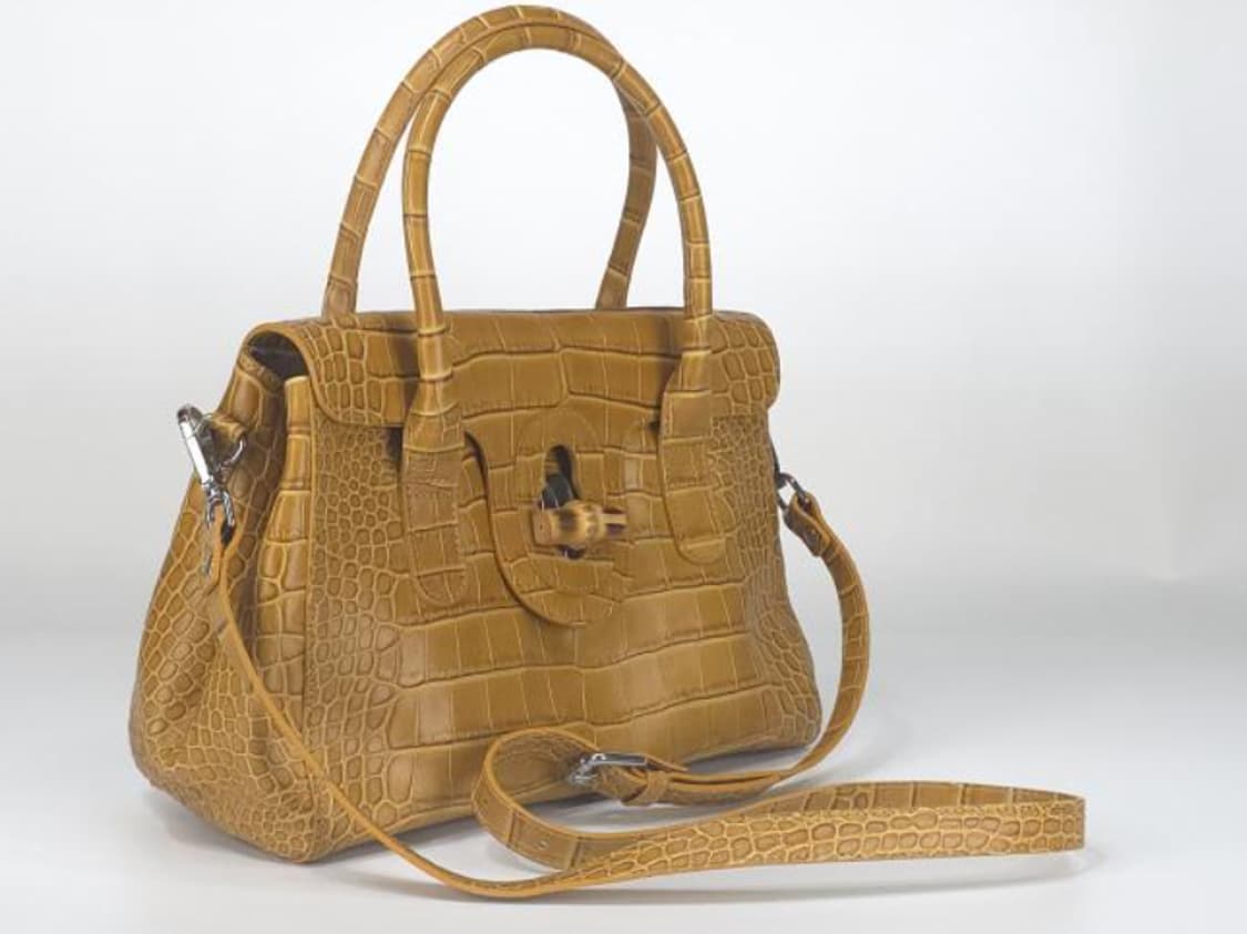 클라우디아 크로스백 상품이미지1