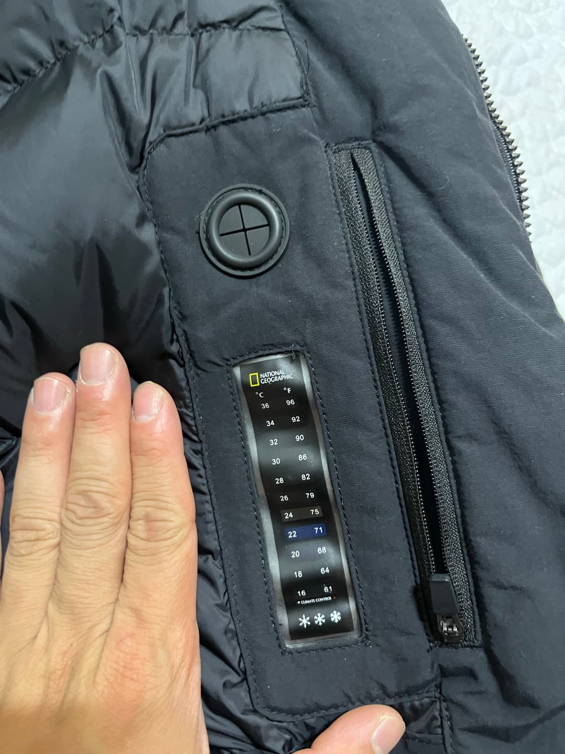 내셔널지오그래픽 구스다운 롱패딩 100L  상품이미지6