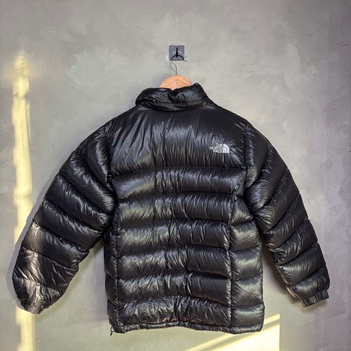 노스페이스 700 퍼텍스 구스다운 패딩 검정 상품이미지4
