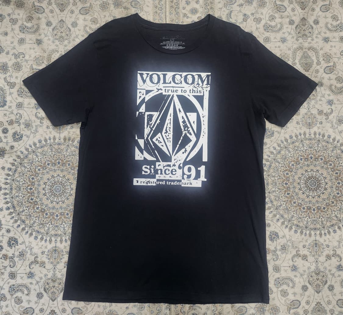 VOLCOM 볼컴 로고 반팔티 L 상품이미지1