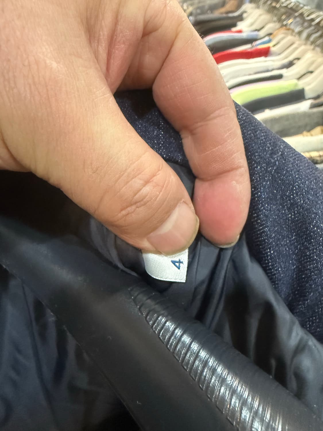 4/100 정품 몽클레어 BREVAL 데님패딩 팝니다 상품이미지4