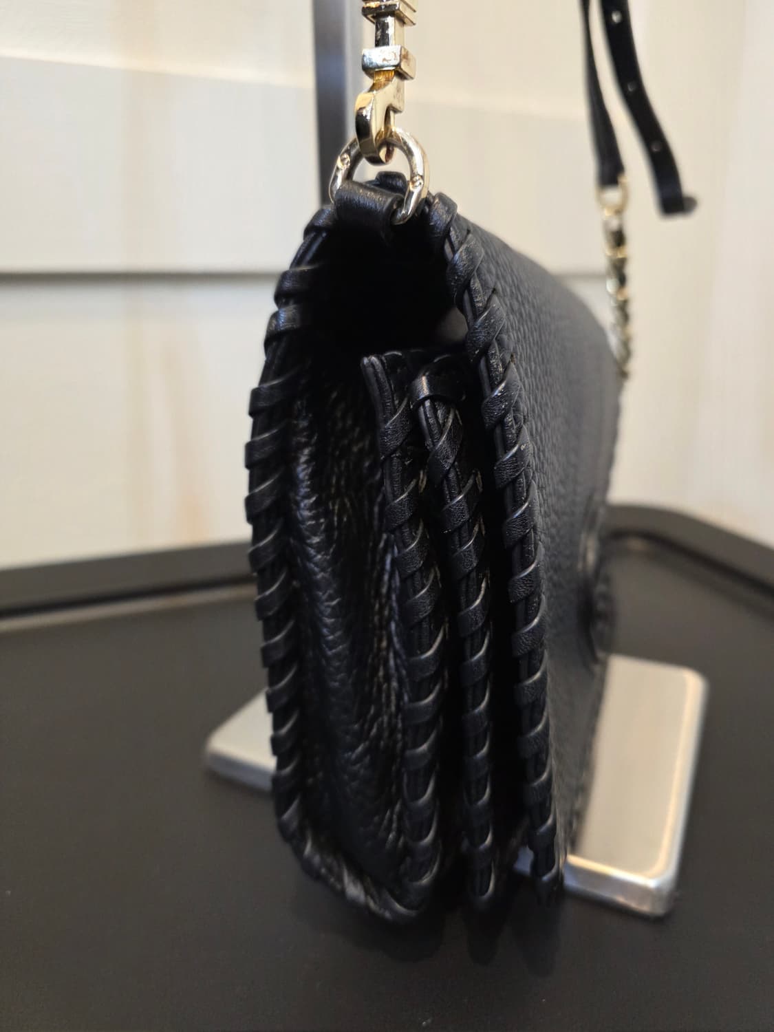 토리버치 마리오 콤보 크로스바디 백 블랙 그레인가죽 상품이미지3