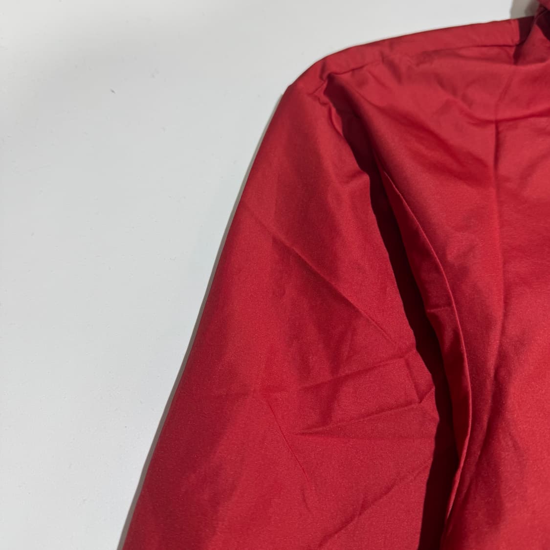 나이키 레드 스우시 윈드브레이커 자켓  상품이미지3