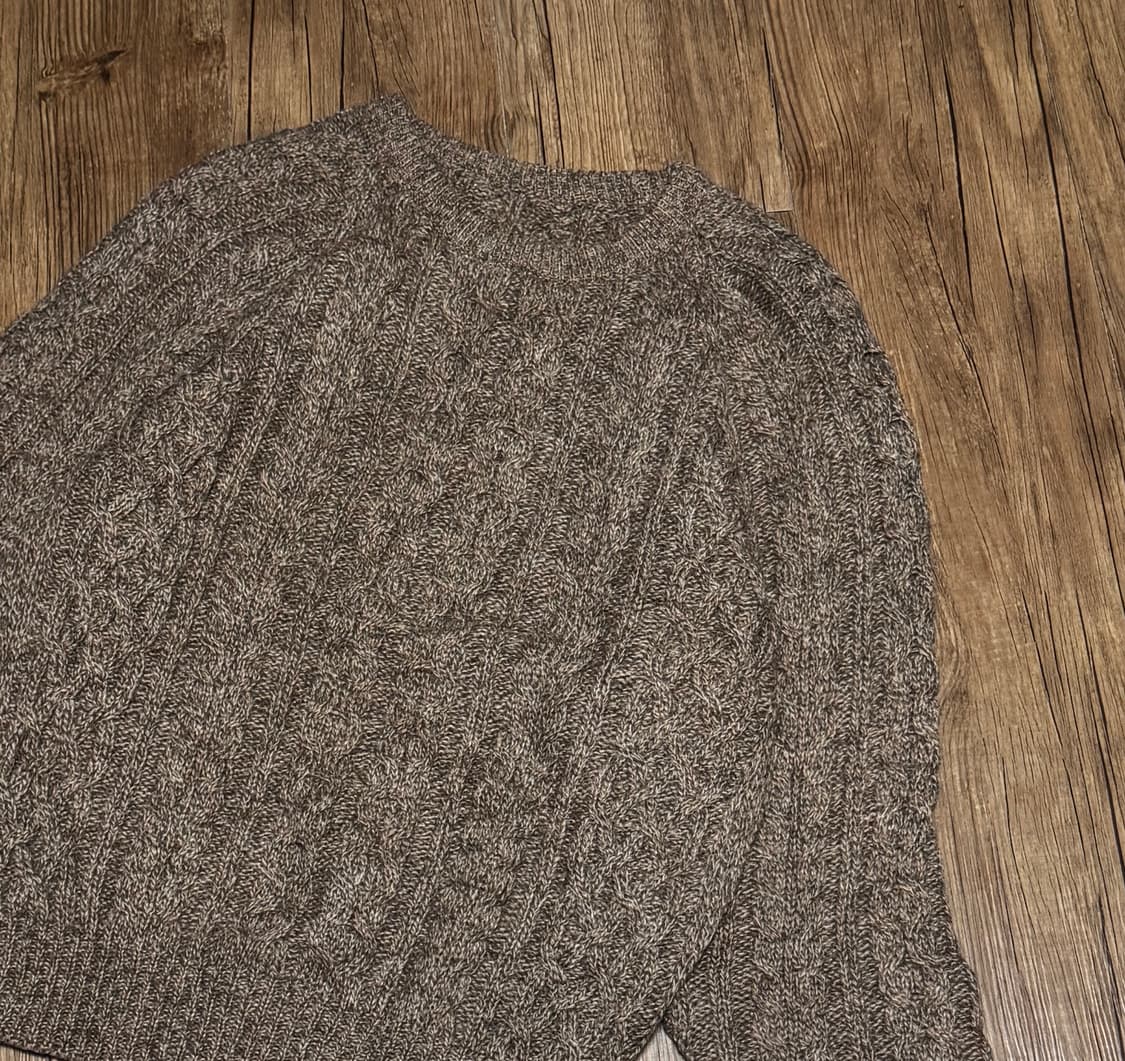 오트밀 브라운 케이블 울 니트 스웨터 상품이미지1