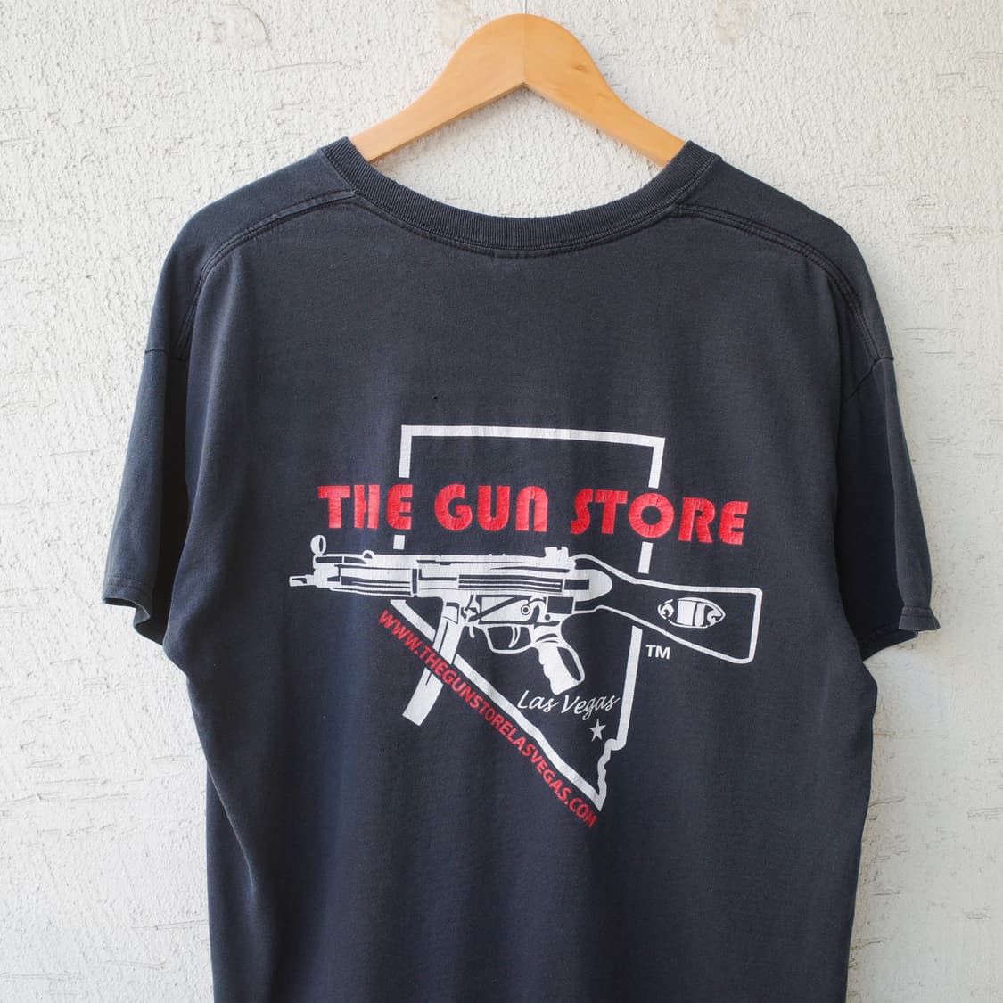 2000's "The Gun Store" Faded T-shirt 상품이미지4