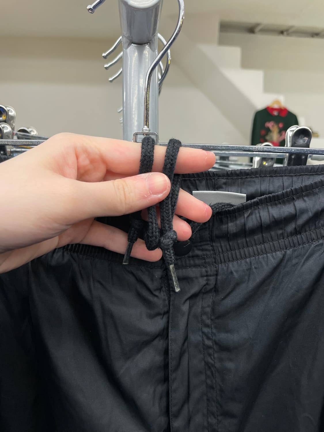 NIKE 나이키 스우시 블랙 우븐 팬츠 상품이미지10