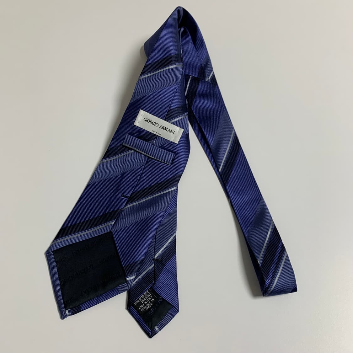 조르지오 아르마니(AMRMANI) 레지멘탈 클래식 정장룩 명품넥타이 A+ 상품이미지9