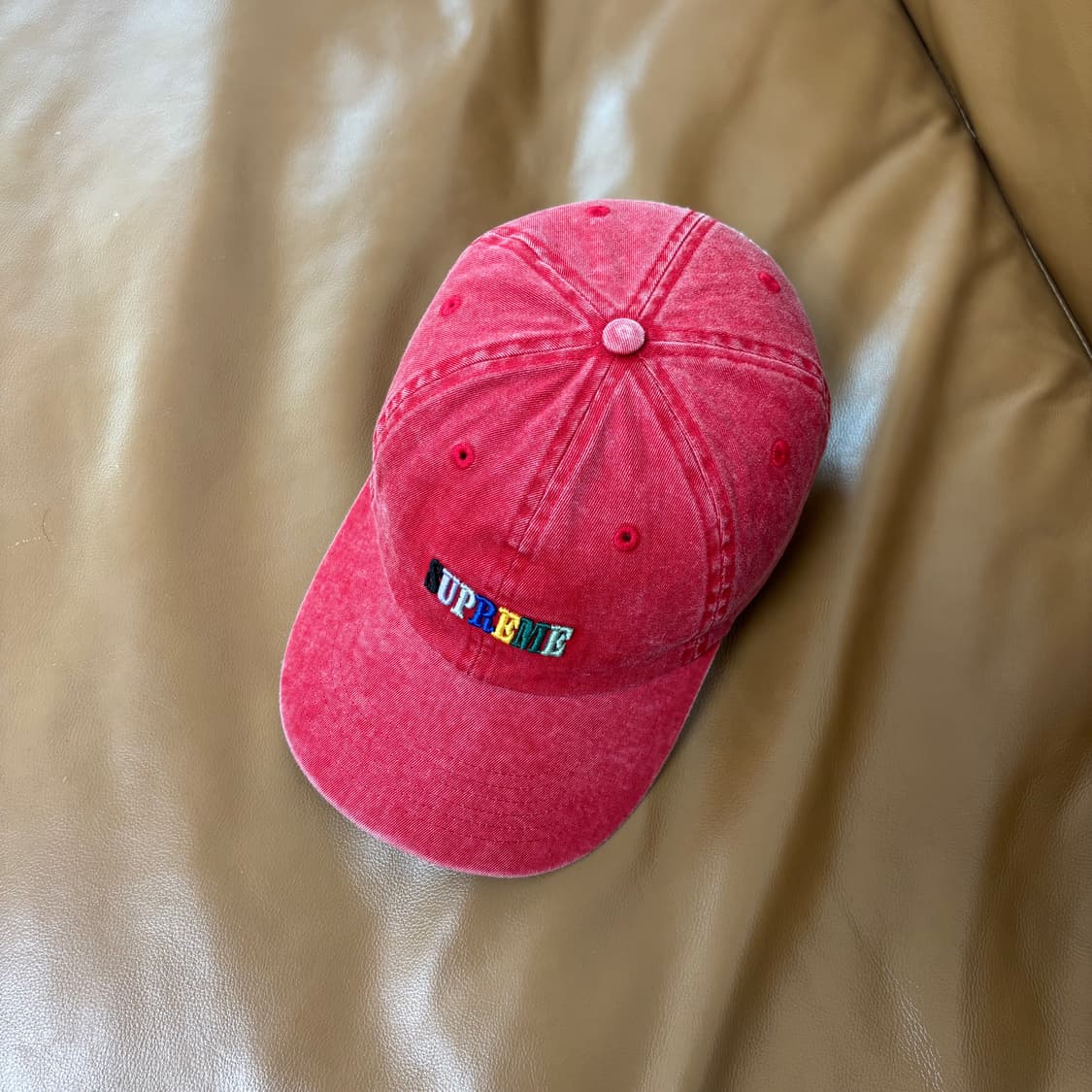 슈프림 6패널 볼캡 모자 피그먼트 워시드 레드 멀티 컬러 로고 상품이미지5