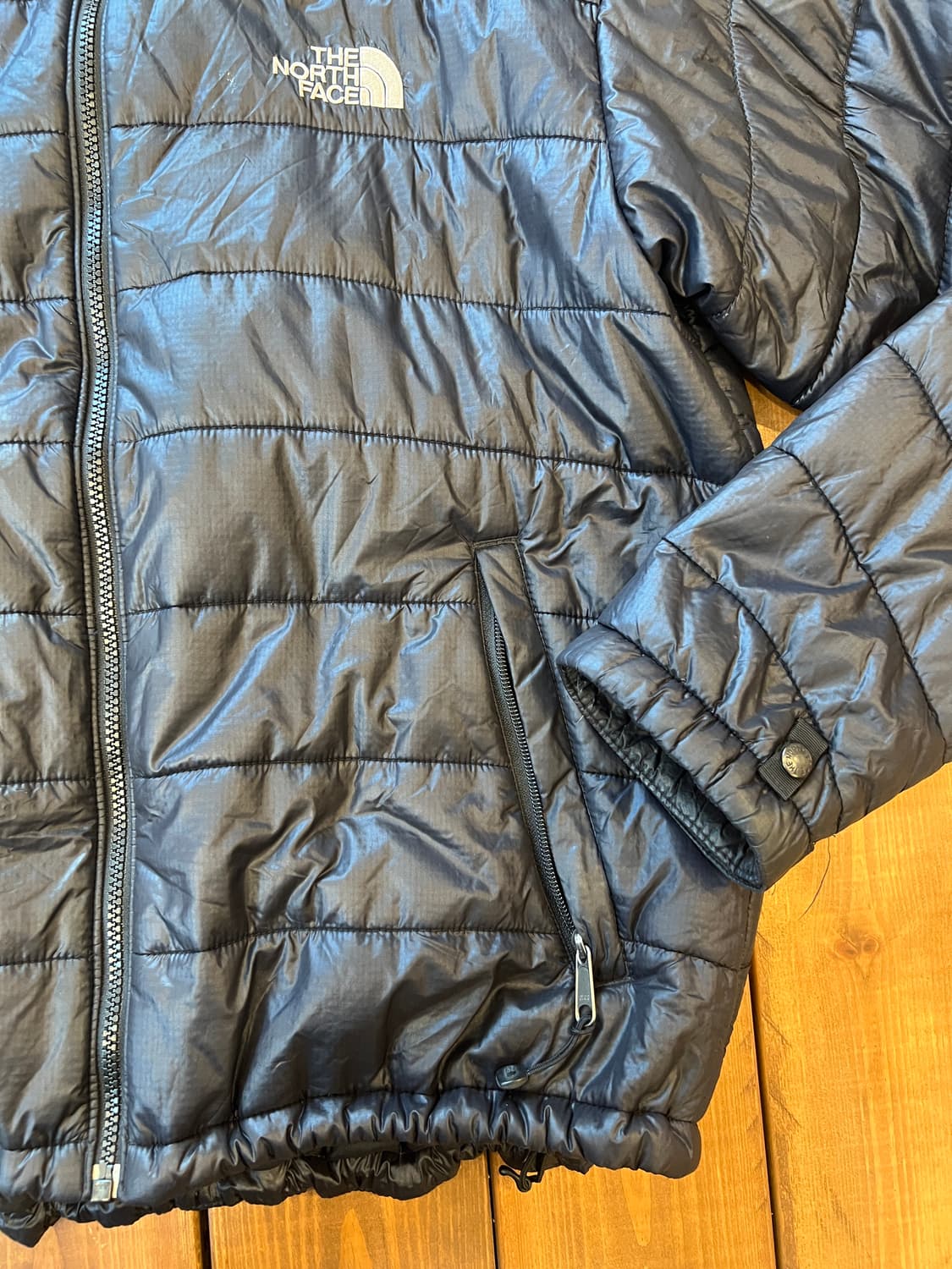 노스페이스 블랙 경량패딩 상품이미지8