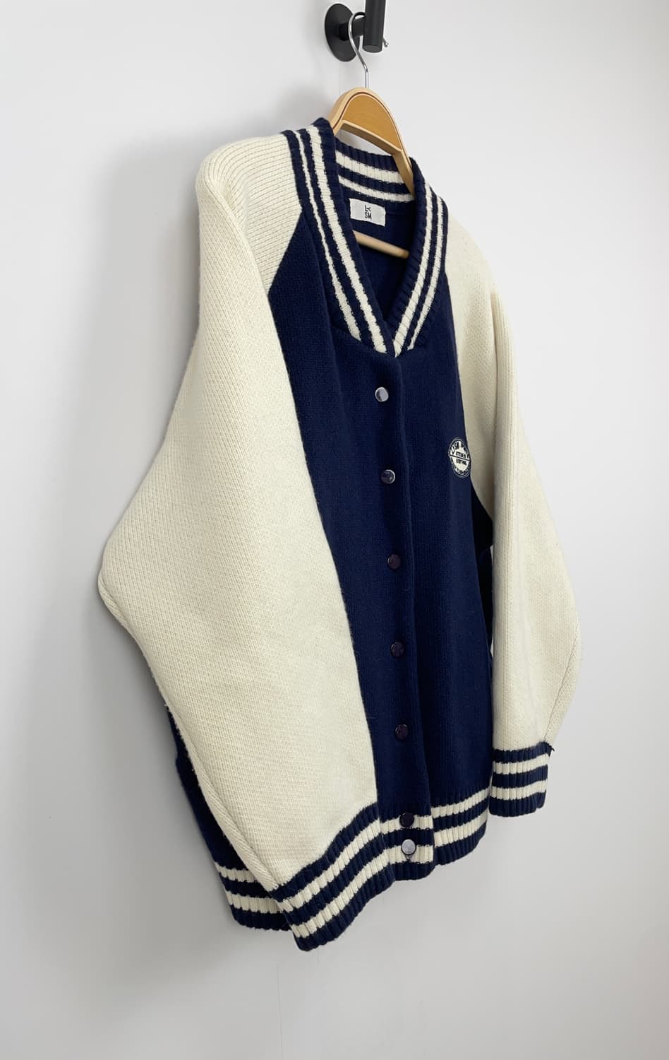 LYSM 캐시미어 혼방 바시티 니트 가디건 상품이미지4