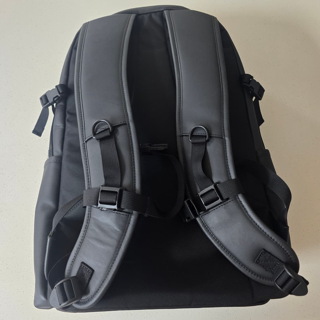 슈프림 레더 백팩 급처 상품이미지2