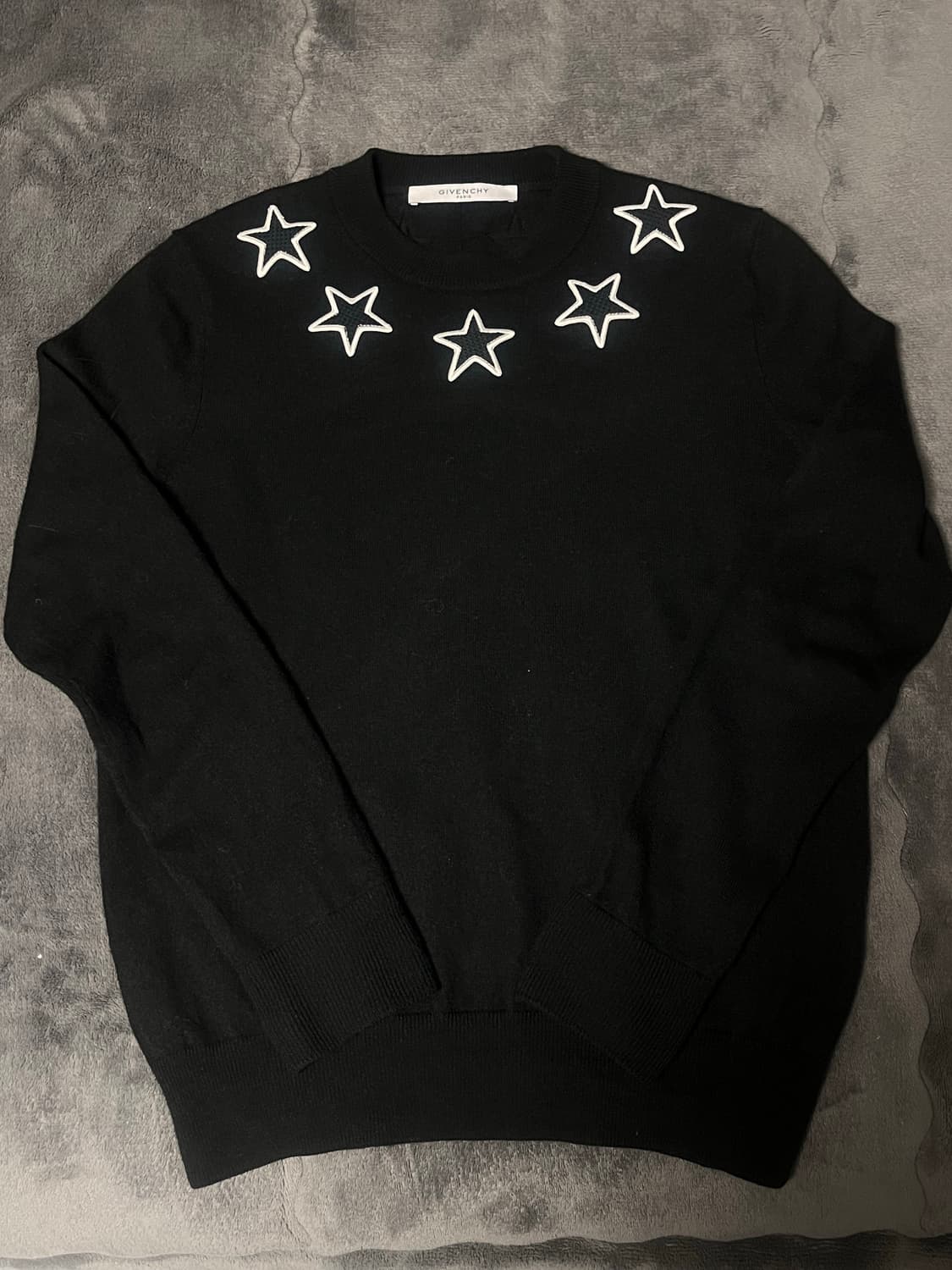 지방시 스타패치 니트 size M 상품이미지1