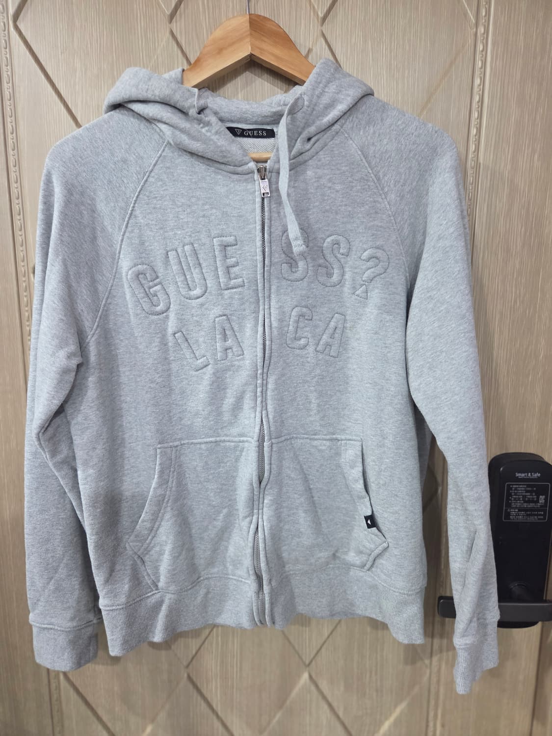 남성 게스 후드집업 상품이미지1