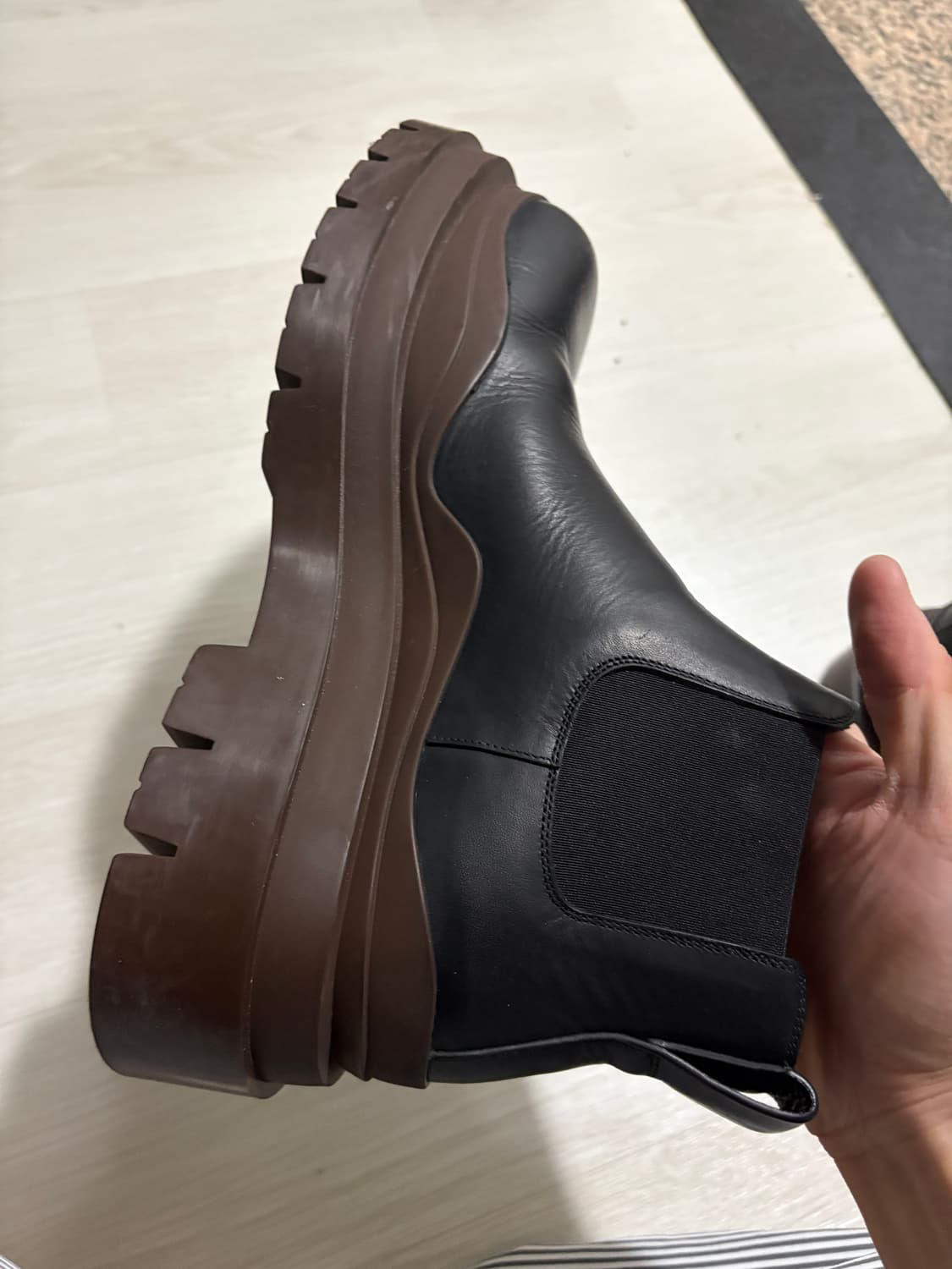 보테가베네타 타이어 부츠 270 상품이미지8