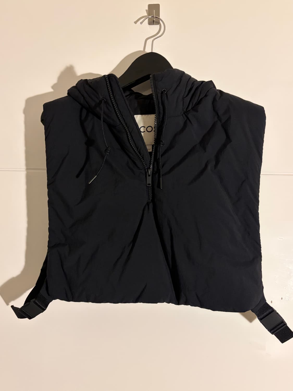 코스 패디드 크롭 베스트 패딩 상품이미지2