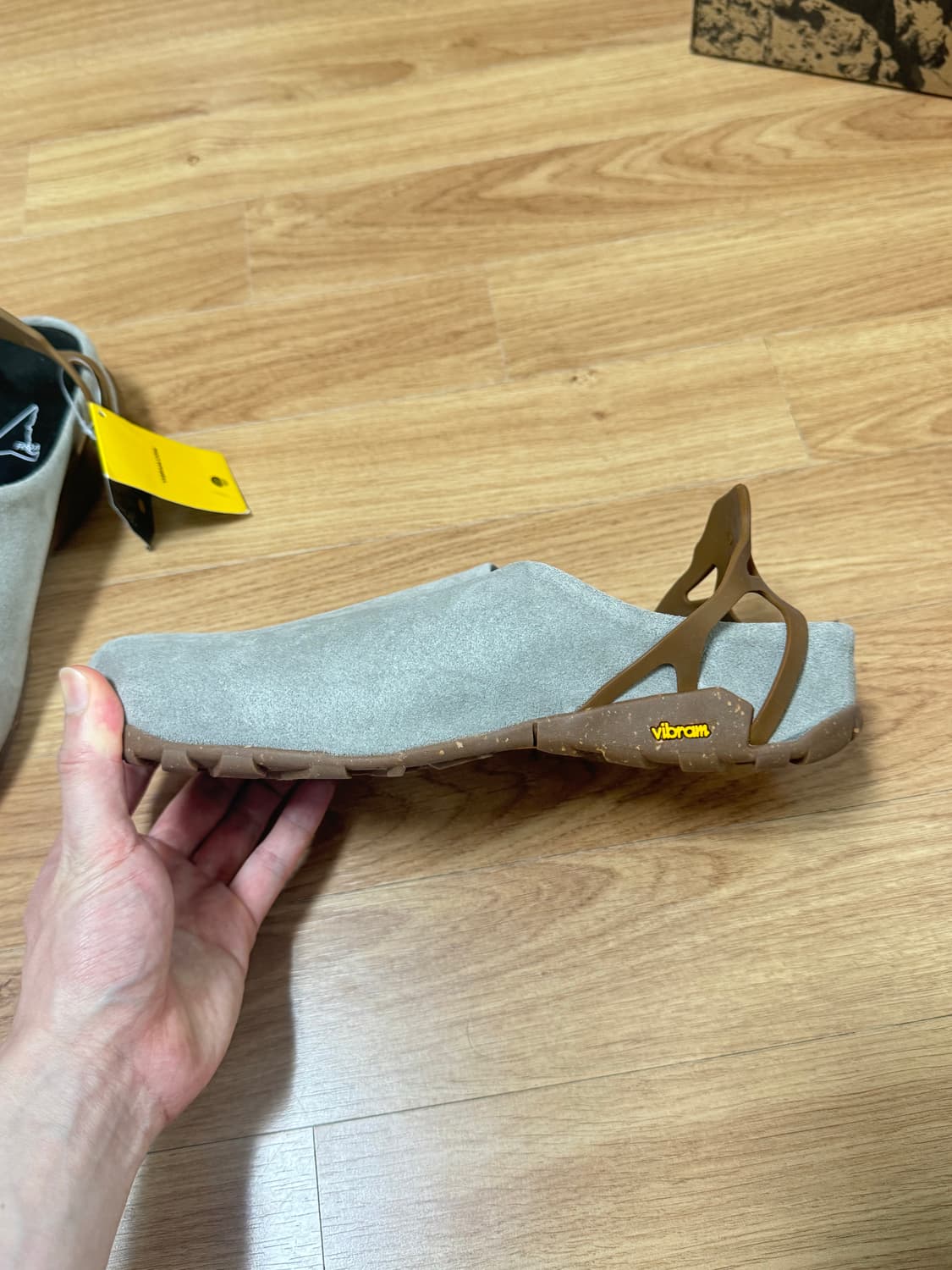 로아 하이킹 페다이아 그레이 EU42 270 상품이미지2