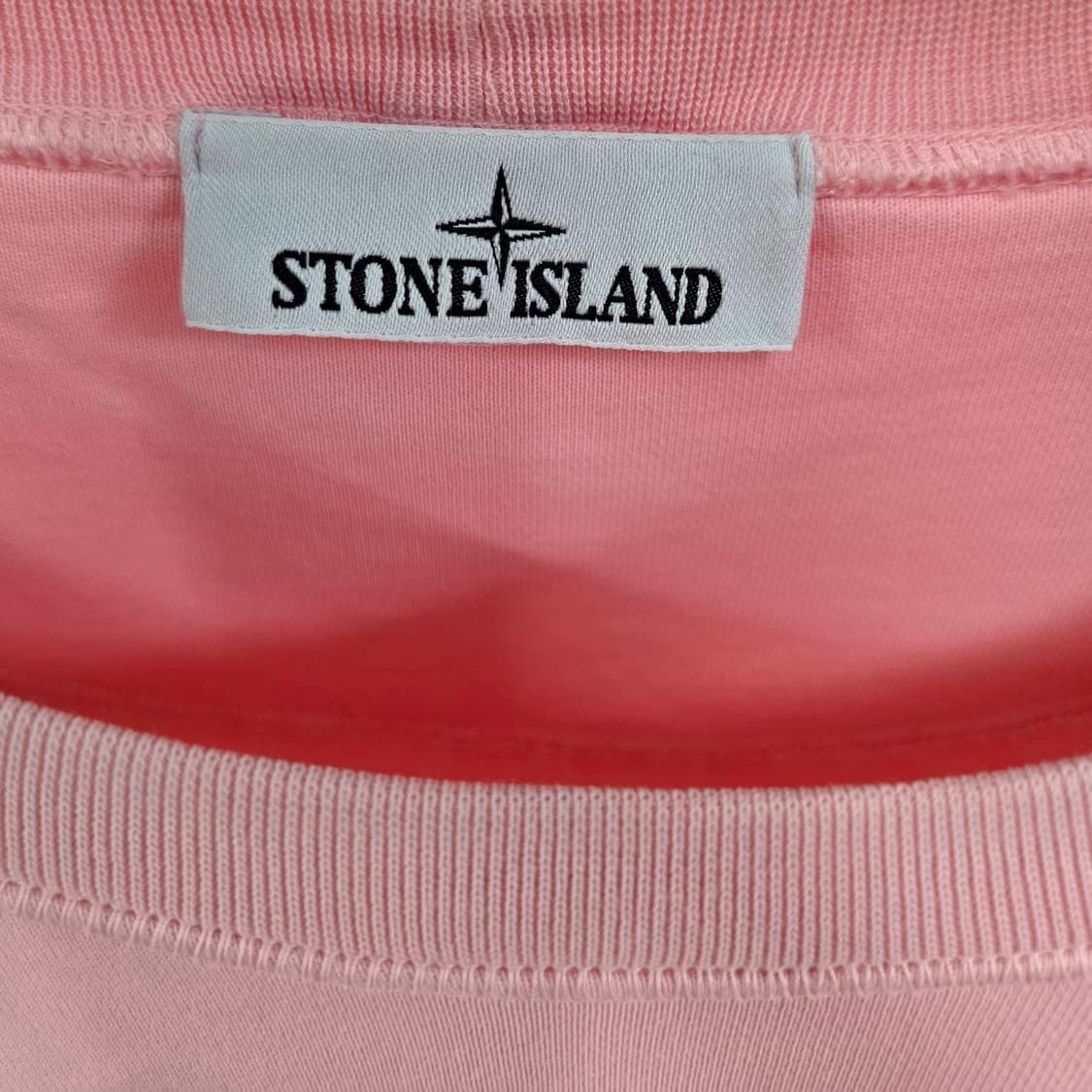 스톤아일랜드 핑크 맨투맨 xl사이즈 105 판매 상품이미지2