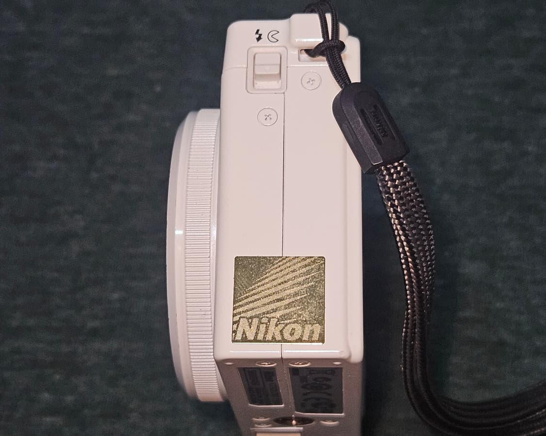 풀박/니콘 쿨픽스 p330 빈티지 디카 판매합니다 상품이미지6