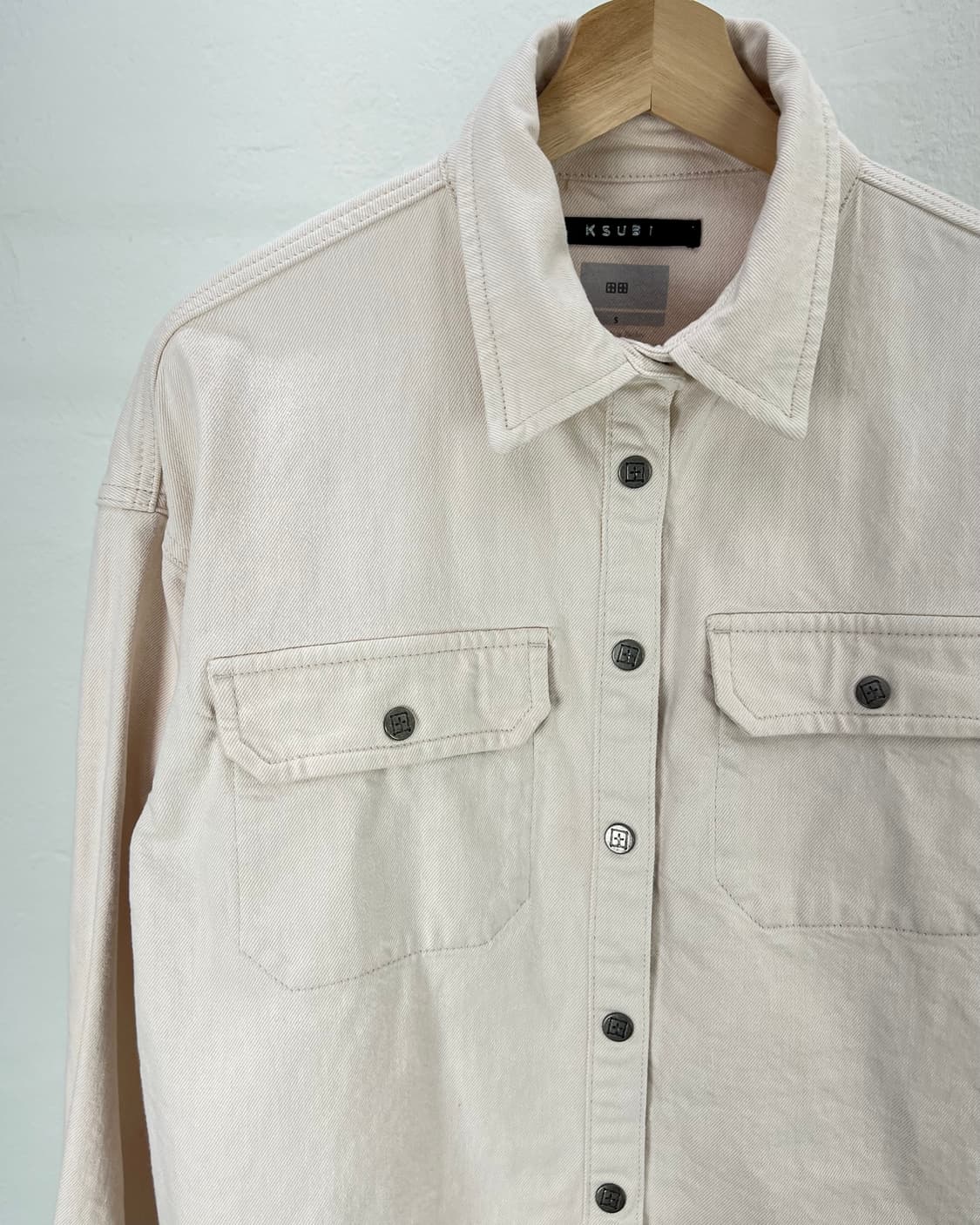 수비 라이트 핑크 나파 코튼 핀초 투포켓 셔츠 자켓 상품이미지2