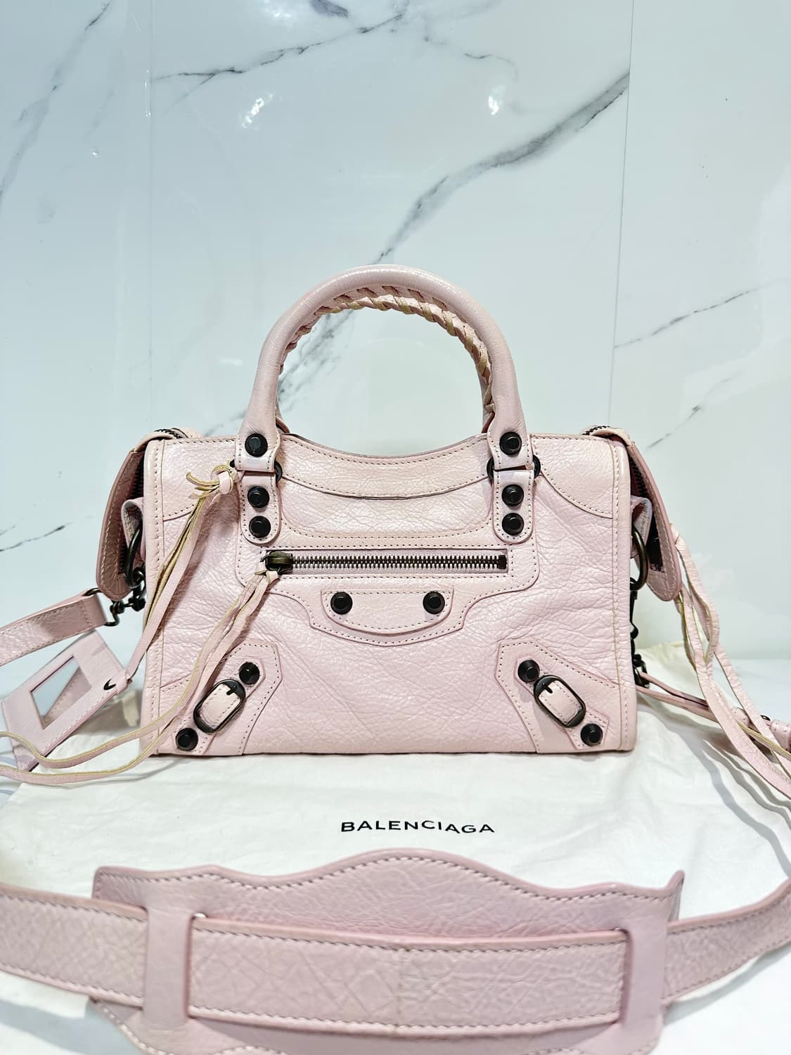 [A+ 정품] 발렌시아가 시티 모터백 미니 연핑크 상품이미지2