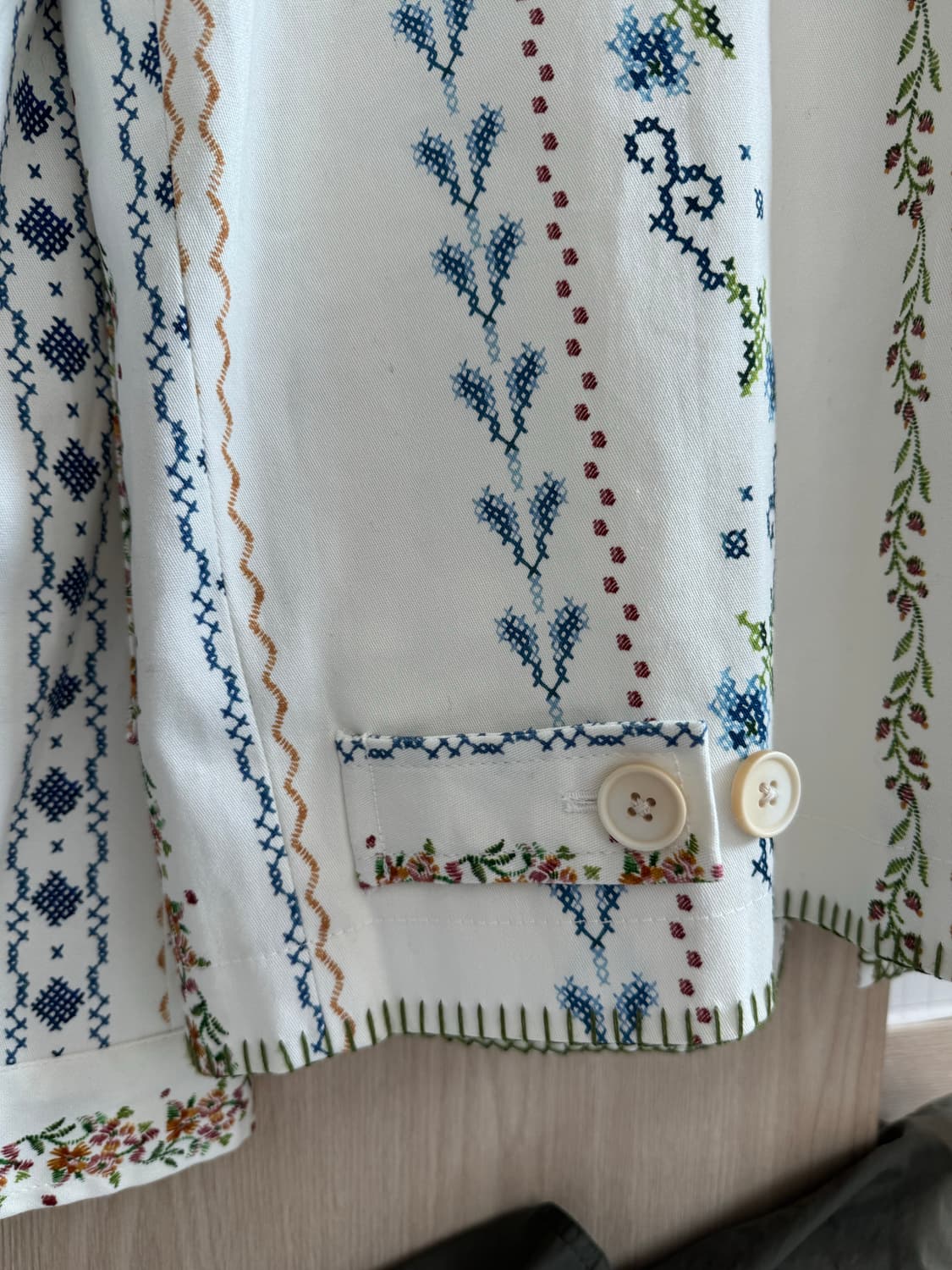 BODE 느낌 zara 맨즈 자켓 상품이미지3