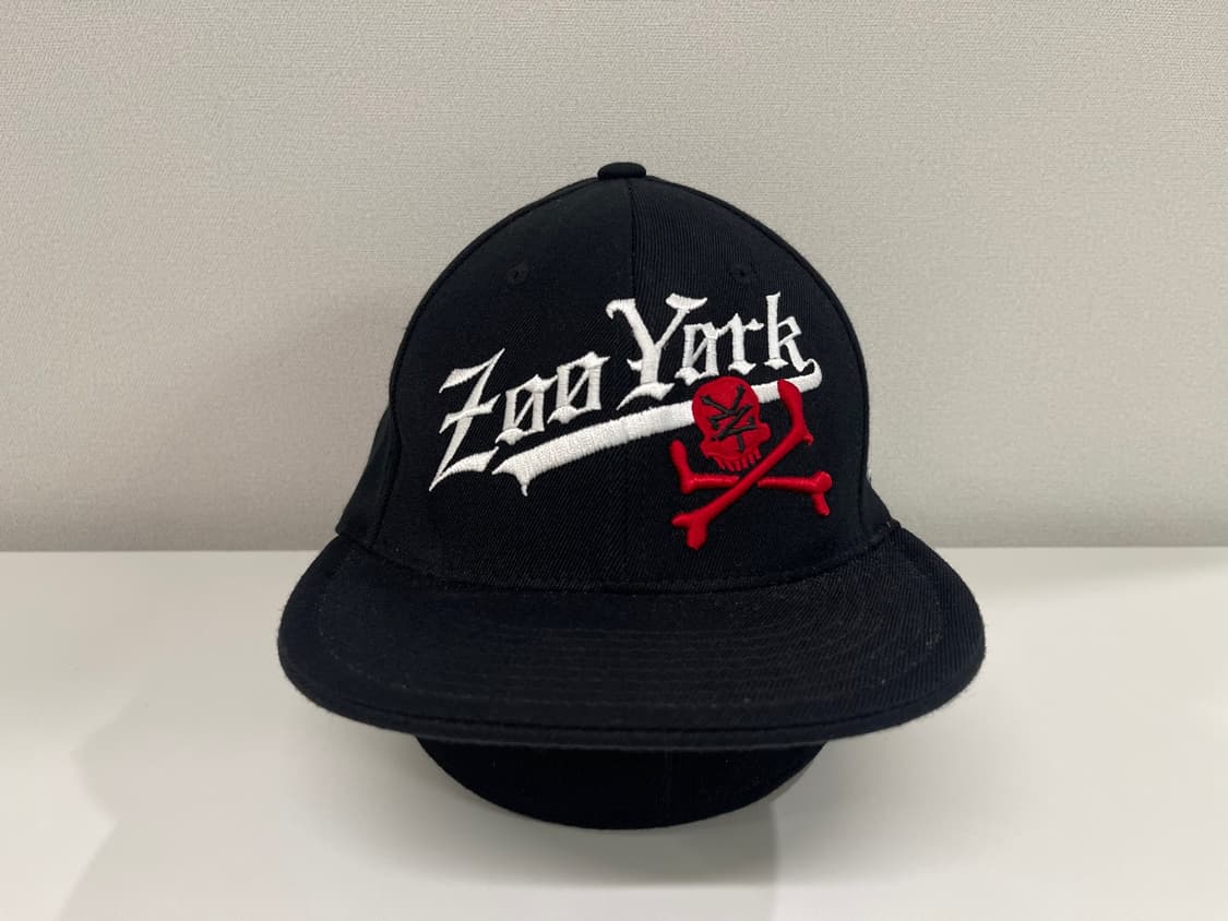 주욕 ZOO YORK 스컬 피티드 캡 블랙 상품이미지1