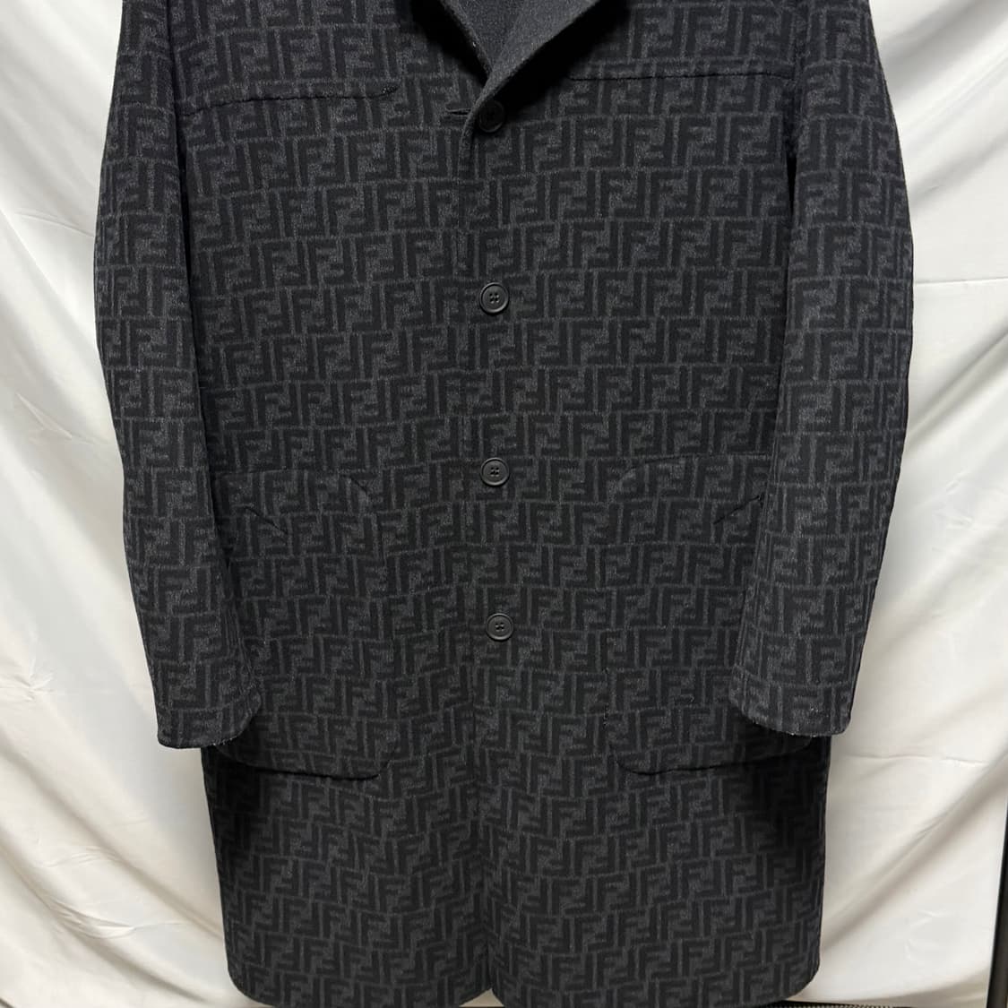 [S+급/54] 펜디 리버서블 캐시미어 후드 코트 블랙 상품이미지7