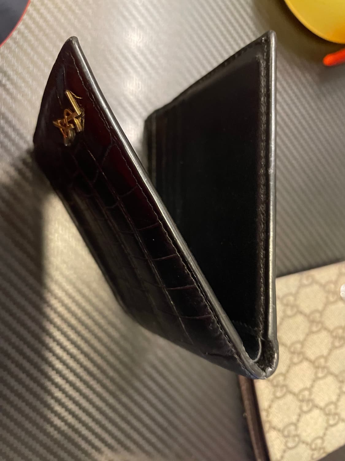 생로랑 지갑 상태 깨끗 정품  상품이미지4