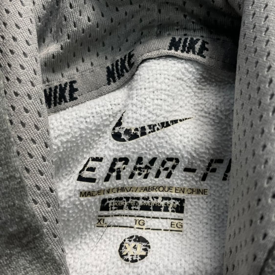 105 나이키 써마핏 후드티 상품이미지3