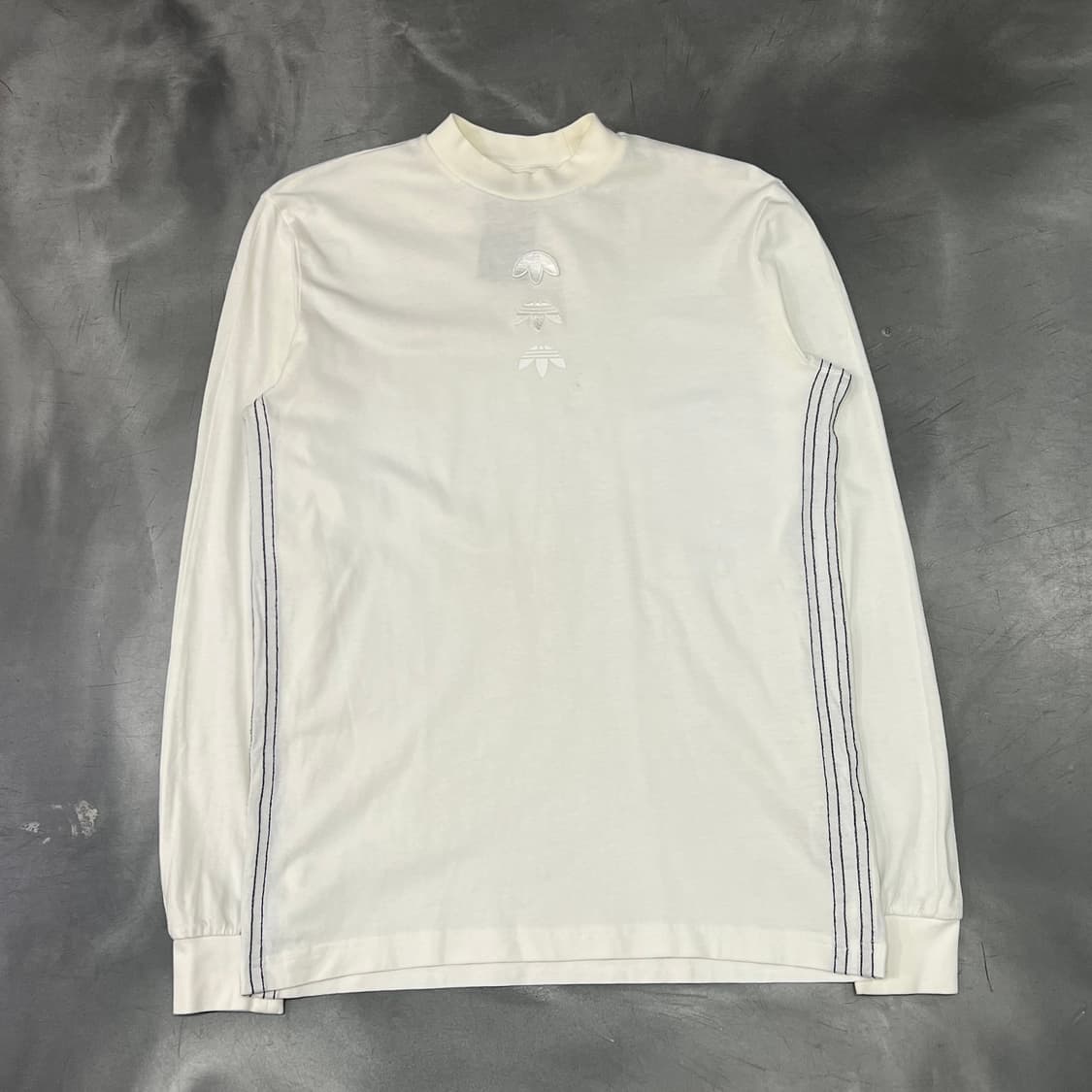  아디다스x알렉산더왕 로고 맨투맨 y15861 상품이미지1