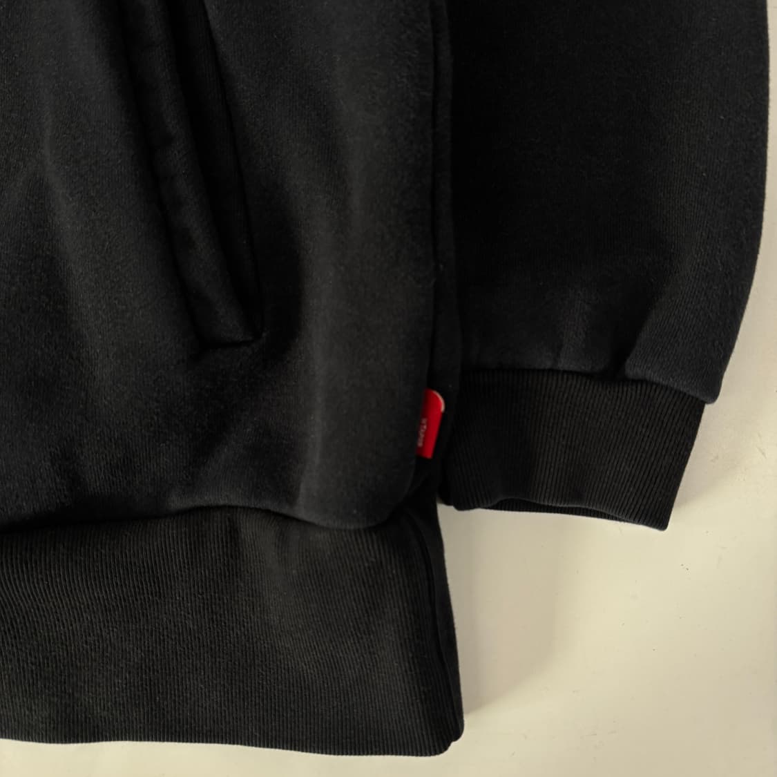 WTAPS 더블탭스 크로스본 후드티 상품이미지4