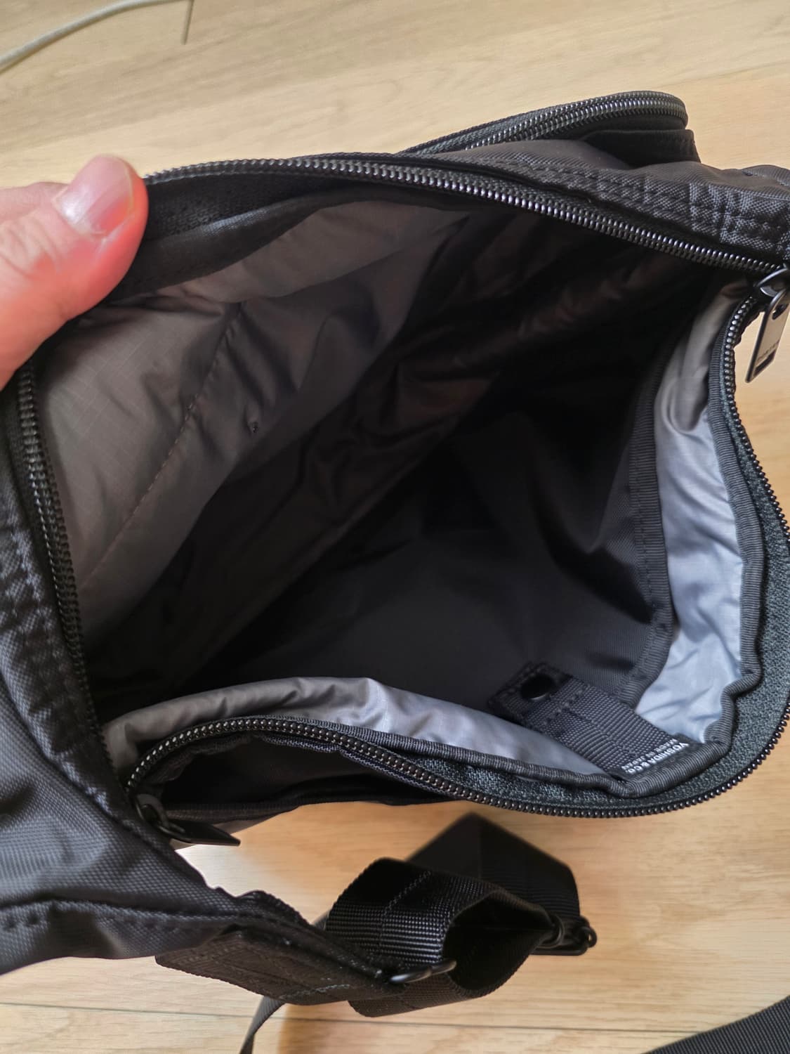 포터 플래시 숄더백 블랙 상품이미지3