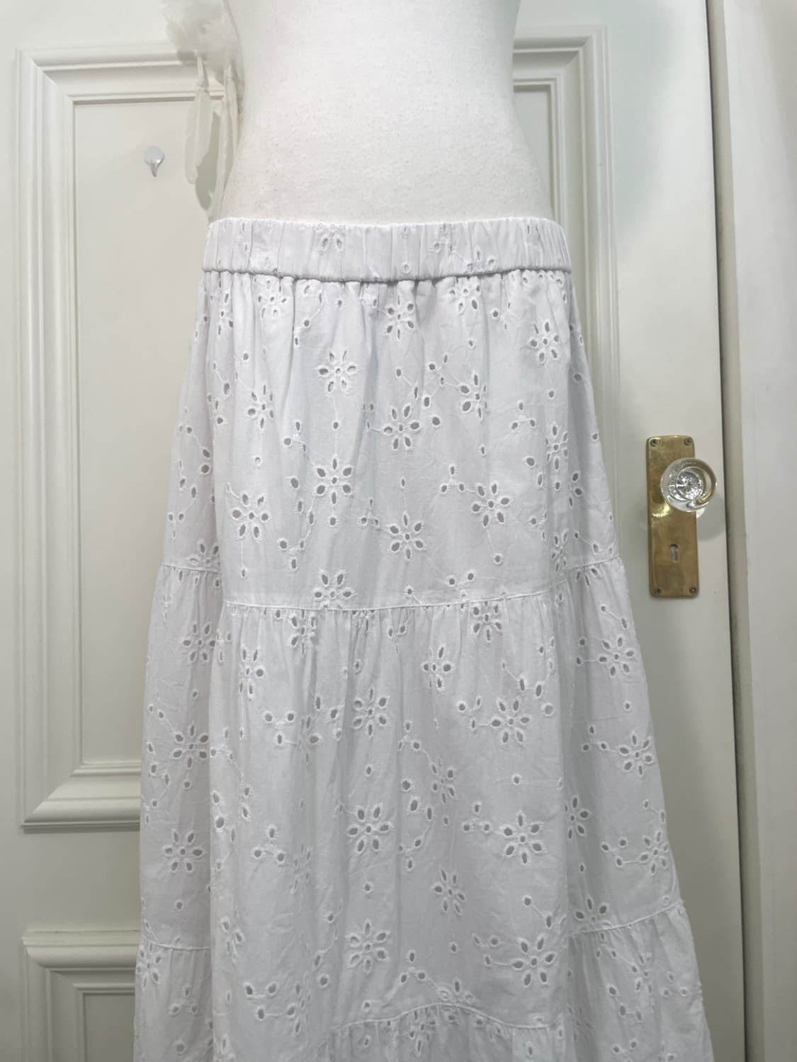 white cotton lace tired banding long ski 상품이미지3