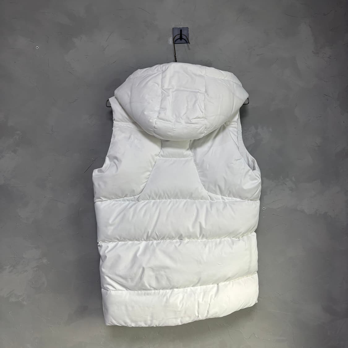 데상트 덕다운 패딩조끼 화이트 상품이미지5