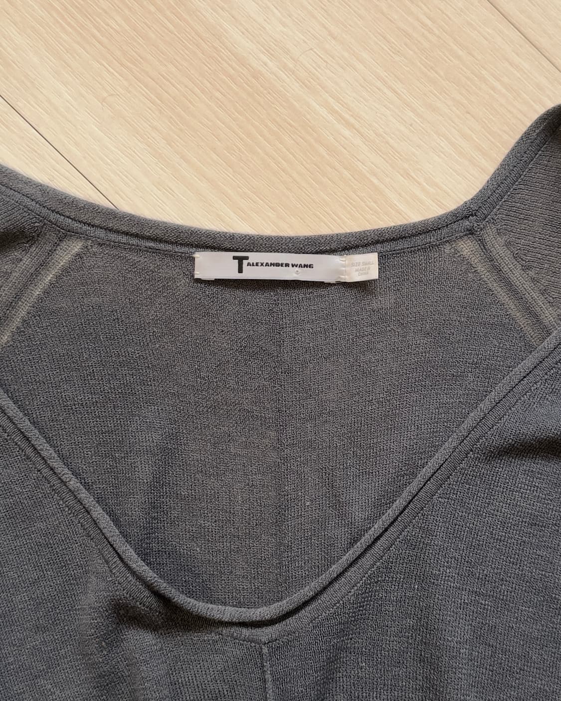 [Alexander Wang] V-Neck Knit Tee 상품이미지3