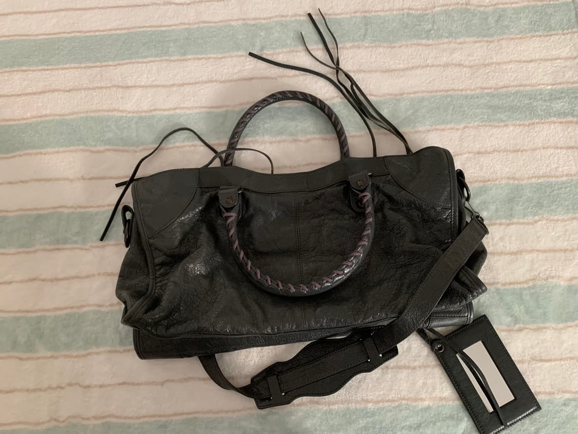 발렌시아가 라지 모터백 다크 그레이 상품이미지8