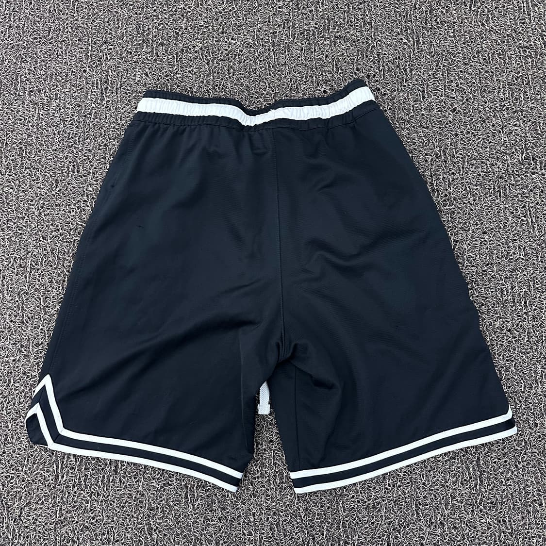 NIKE 나이키 운동복 반바지 블랙 31.5인치 상품이미지4