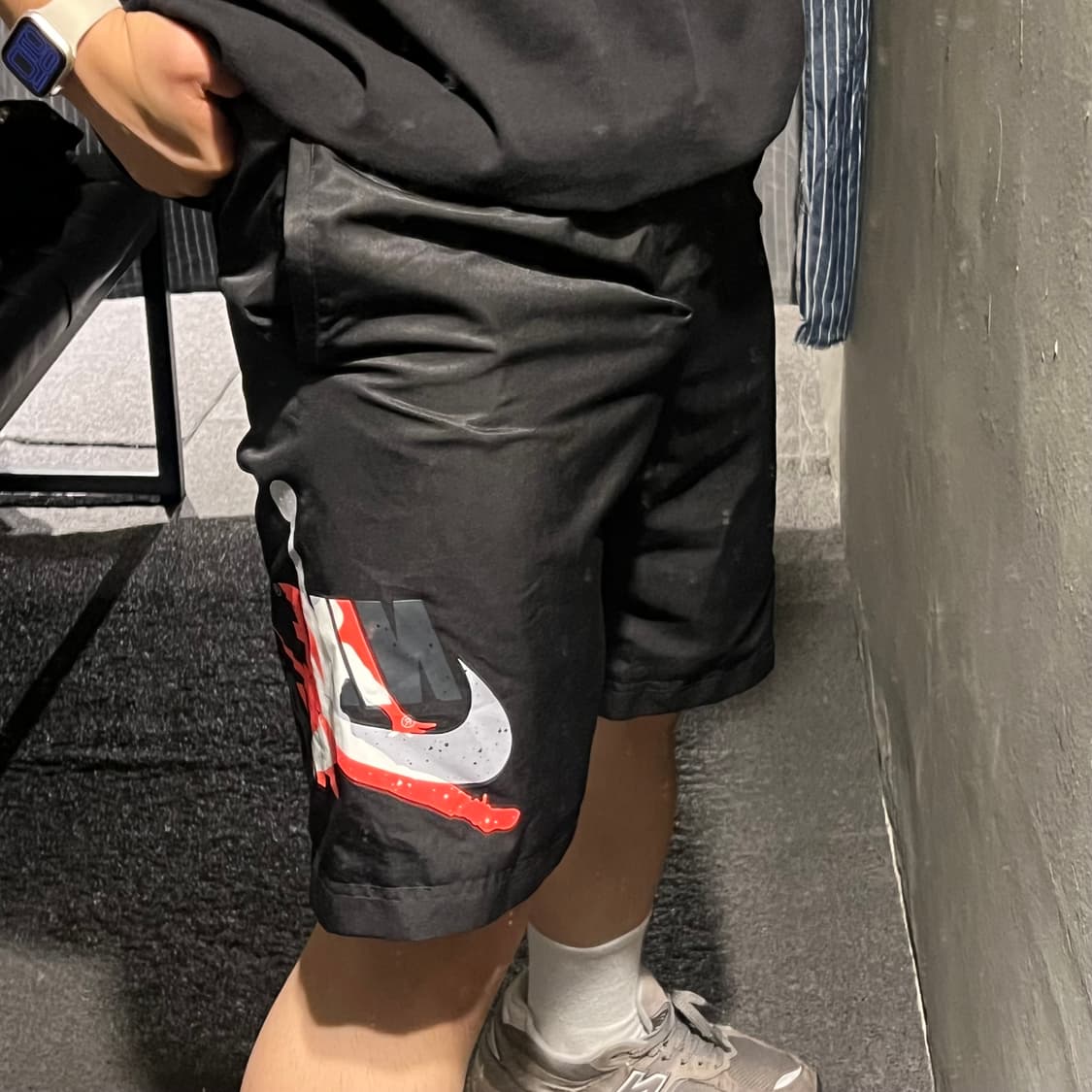 나이키 에어조던 블랙 멀티컬러 점프맨 빅프린팅 이너메쉬 반바지 하프팬츠 상품이미지2