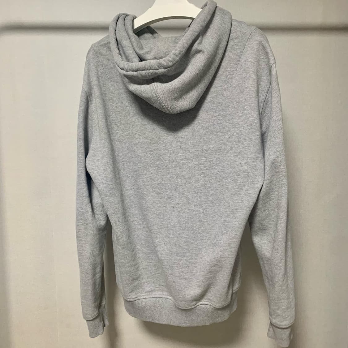 아미 스몰 하트 로고 후드티 그레이 상품이미지7