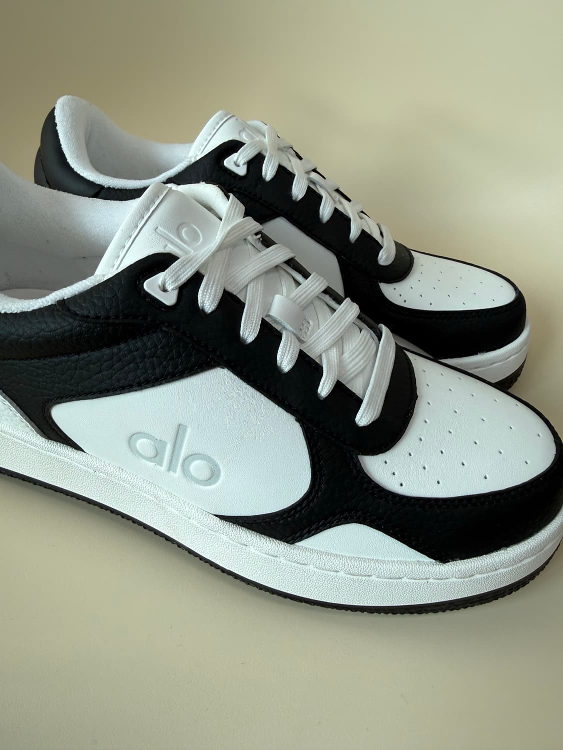 알로 요가 에어포스 스니커즈 검흰 상품이미지4
