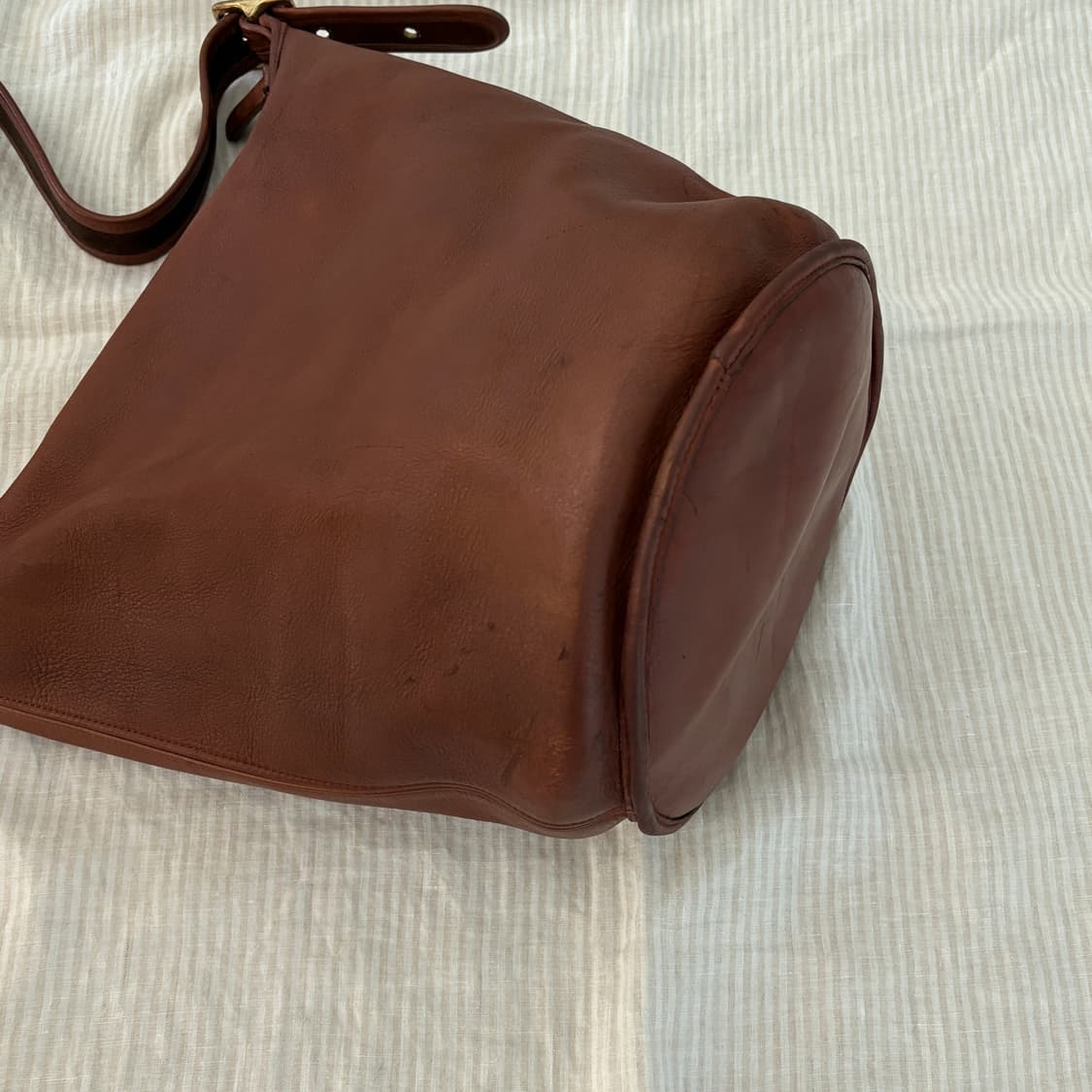  ▫️Coach Leather Duffle Bag 상품이미지5