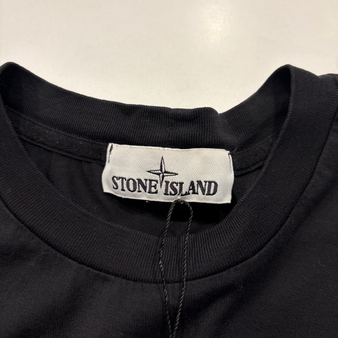 [L] 20ss 스톤아일랜드 블랙 반팔 티셔츠 C765 상품이미지5