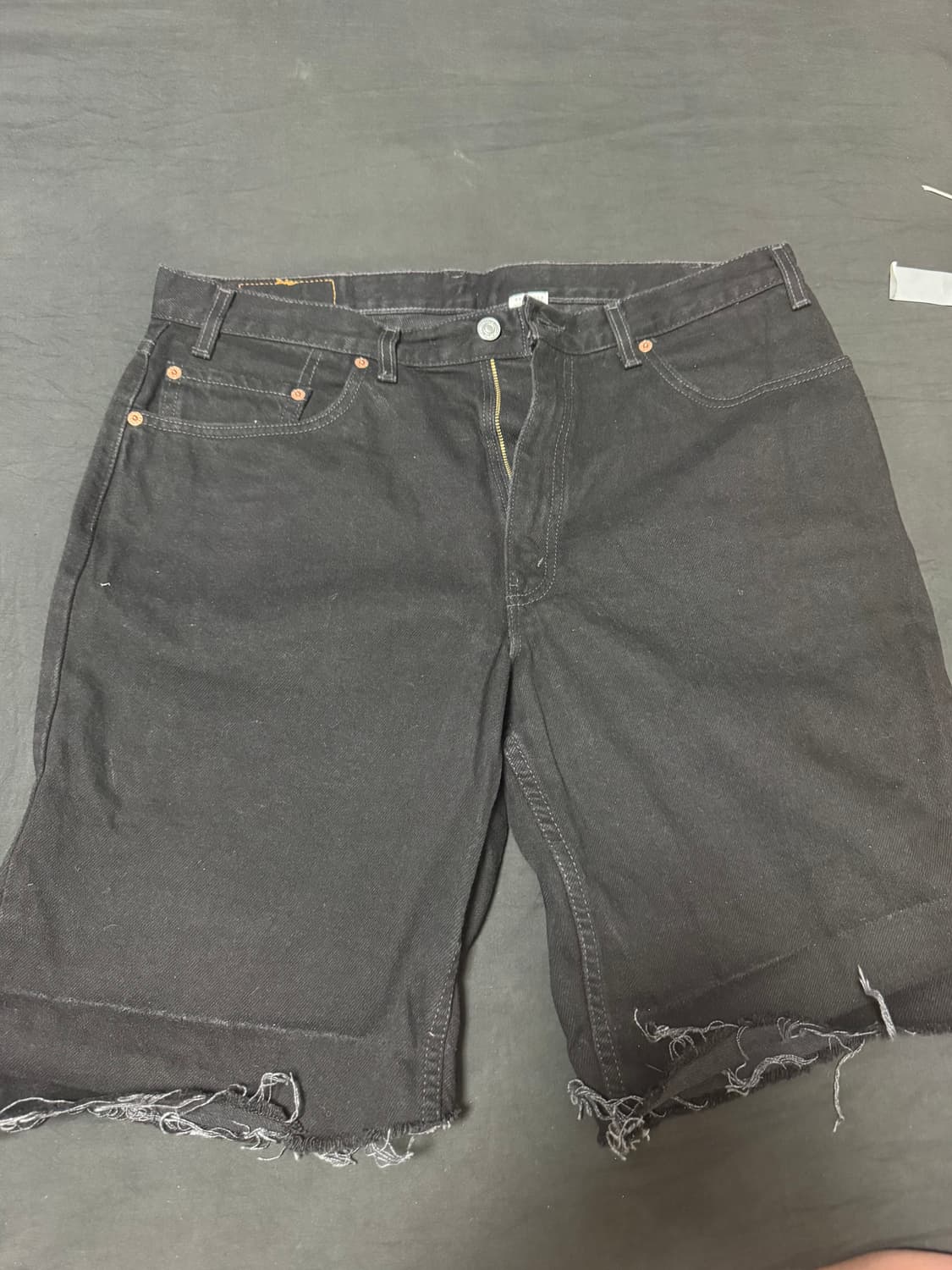 00s 리바이스 550 흑청 W38 L32 컷팅반바지 블랙진 빈티지 구제 상품이미지3