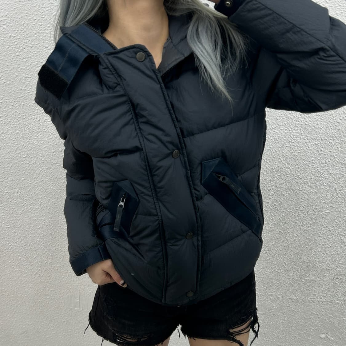 CP컴퍼니 차콜 후드 패딩 100 상품이미지3