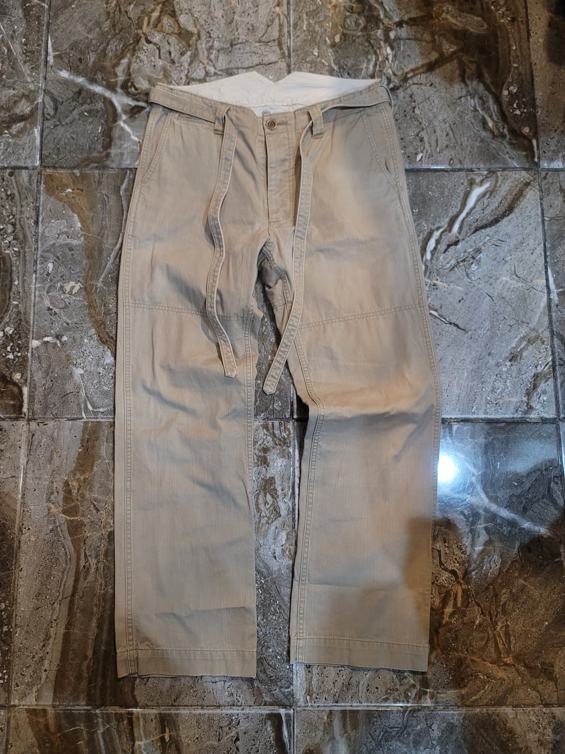 비즈빔 밀리터리 벨티드 트라우저  상품이미지1