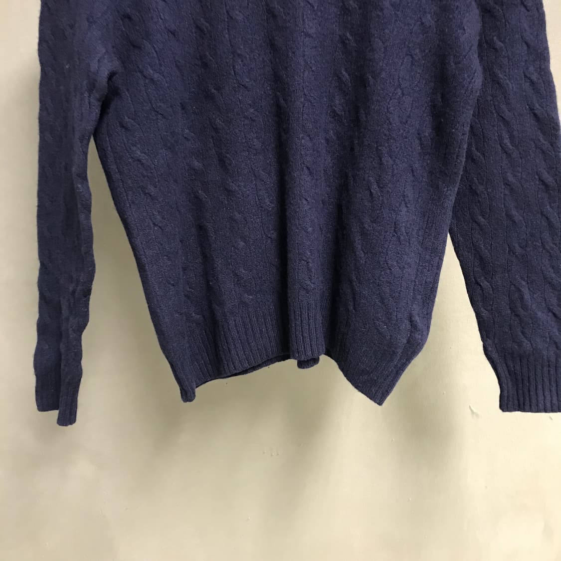 폴로 랄프로렌 케이블 니트 네이비 L(W) 상품이미지3
