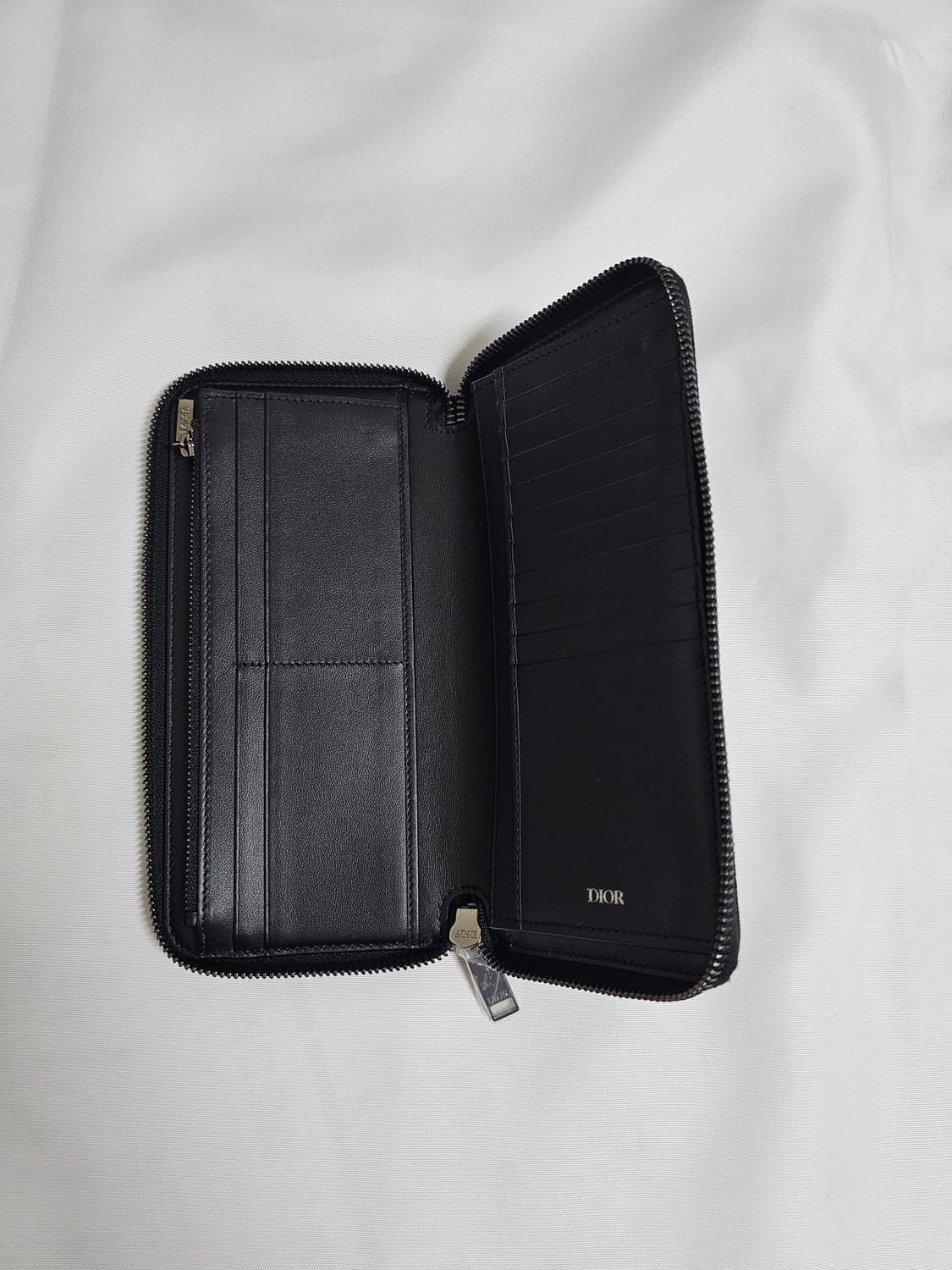 25ss신형 디올장지갑팝니다 상품이미지5