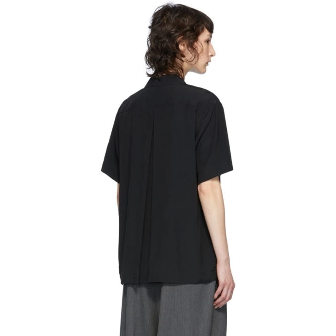 후미토 간류 백 플리츠 반팔 셔츠 블랙 3사이즈 상품이미지2