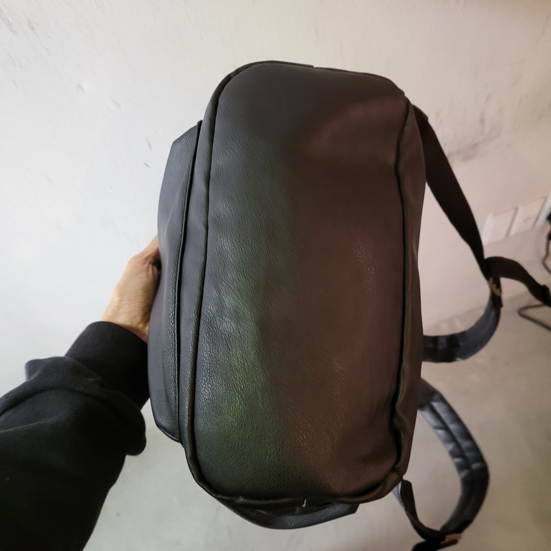 스텐다드 서밋 페이크 레더 백팩 상품이미지8