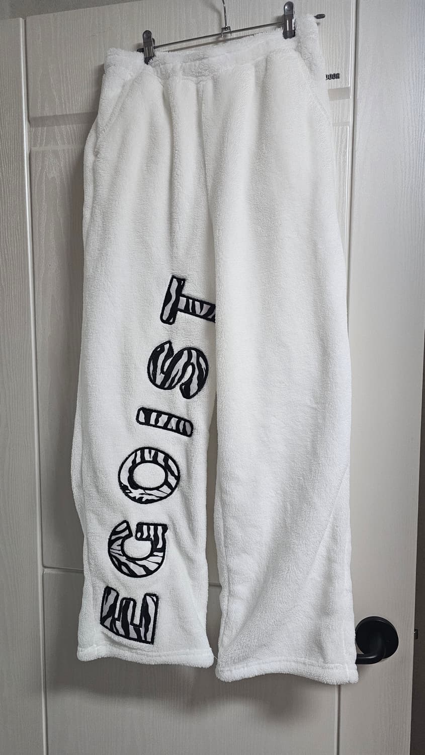 돈키호테 키티 L 셋업 홈웨어 새상품입니다.  상품이미지2